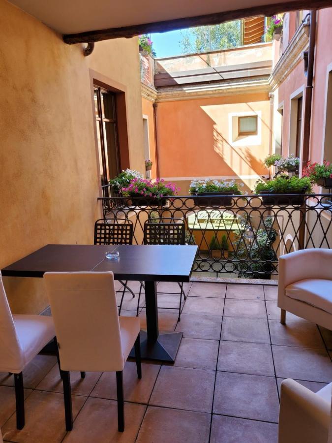Hotel La Contrada Verbania Zewnętrze zdjęcie