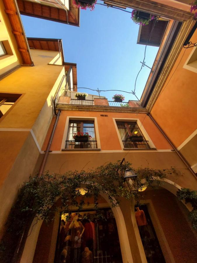 Hotel La Contrada Verbania Zewnętrze zdjęcie