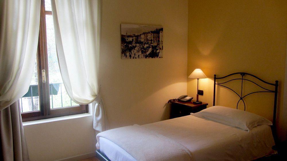 Hotel La Contrada Verbania Zewnętrze zdjęcie